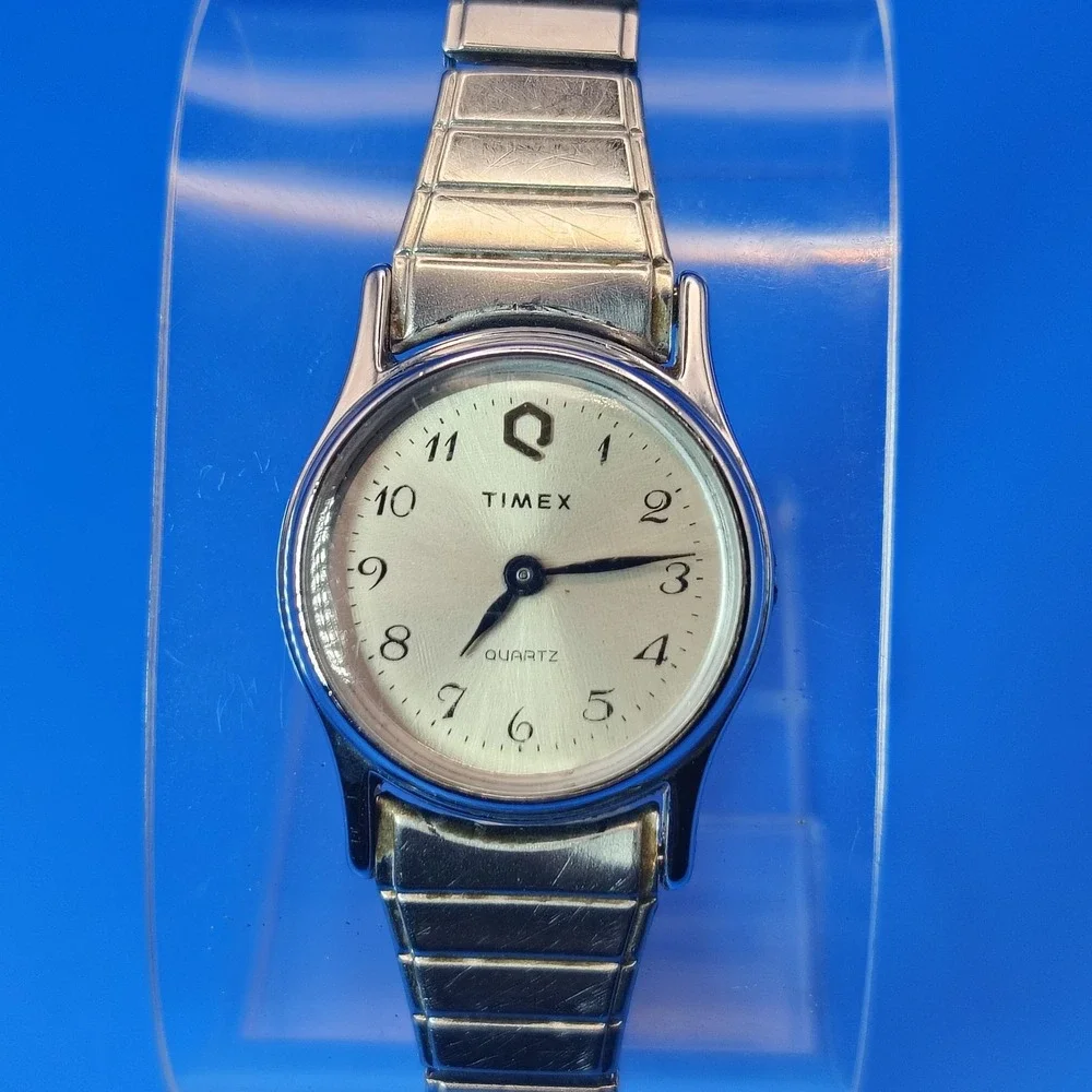 Vintage 1989 Timex 21mm Women's Quartz Watch Stretch Bracelet‎ Stainless Steel